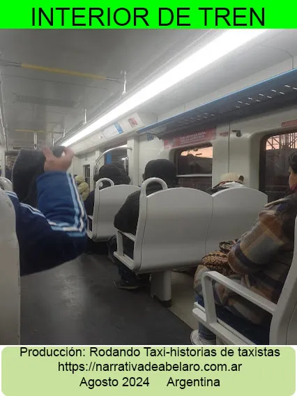 INTERIOR DE TREN